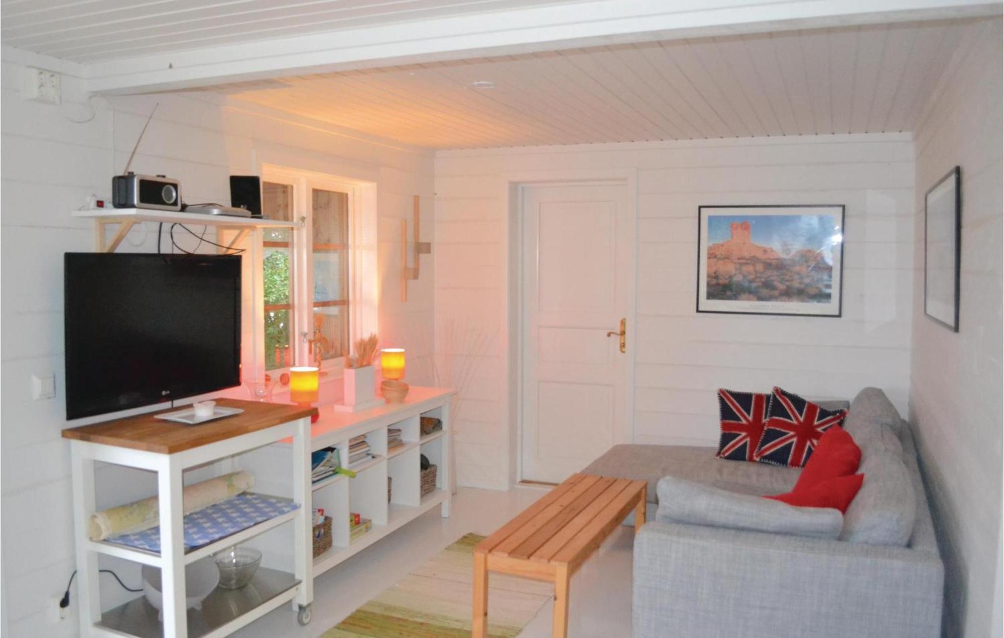 Nice Home In Ronneby With Kitchen Saltärna Eksteriør billede
